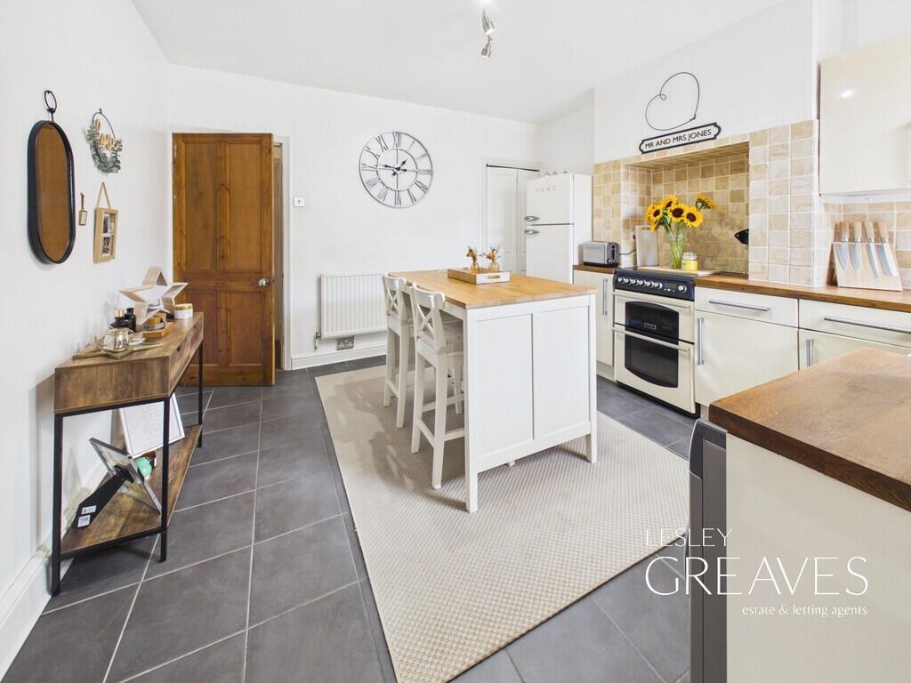 House in Nottingham - View 5