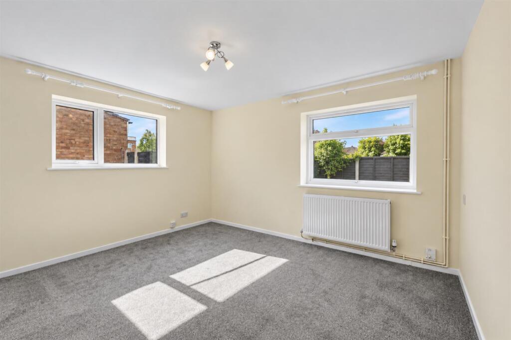 House in Nottingham - View 3