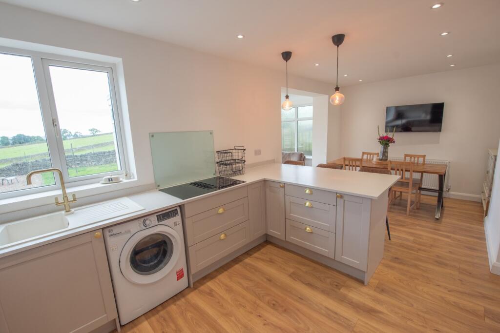 44 Collinge Road, Cowling BD22 0AG photo 4