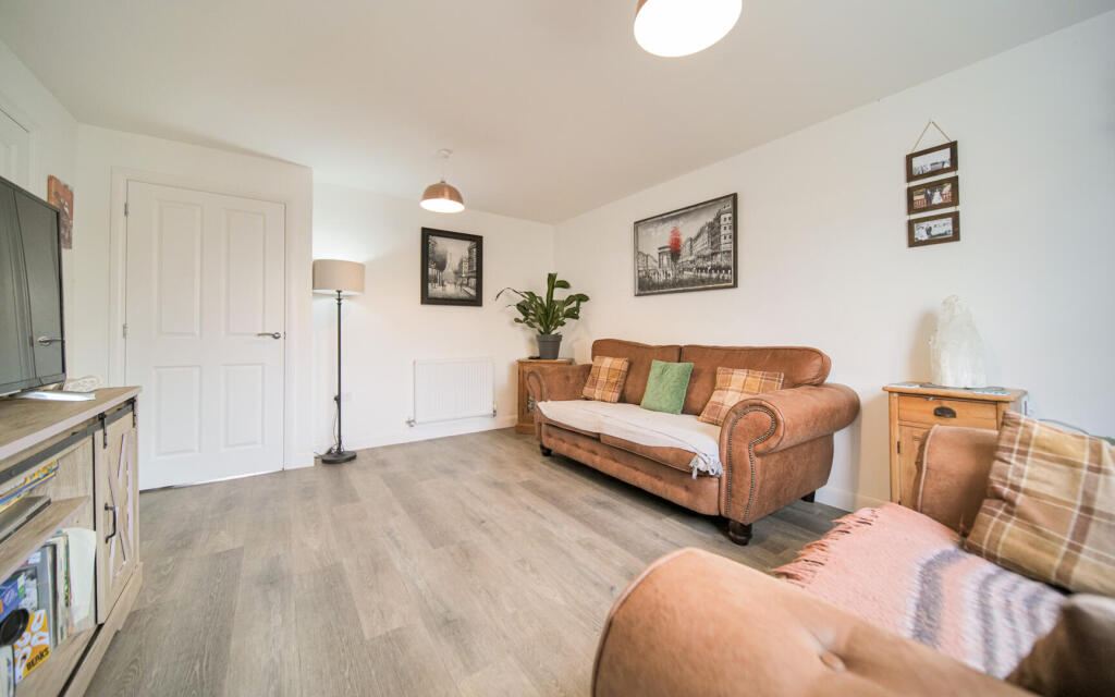 House in Swindon - View 5