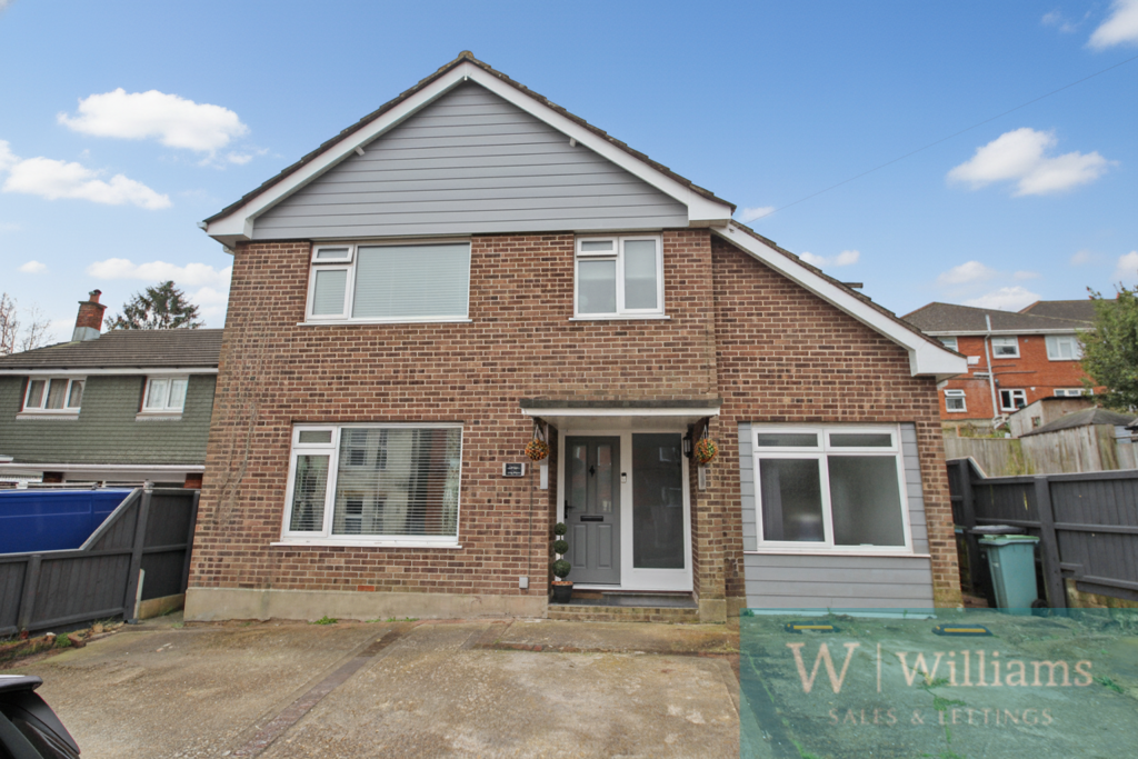 4-bed detached on Peterpan, Clarence Road, Newport, Isle of Wight, £385,000