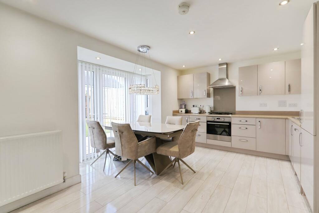 Oykel Crescent, Glasgow, G33 – pohled 5