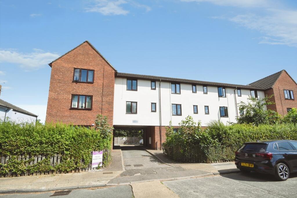 Main image of property: Widford Chase, Chelmsford, Essex, CM2