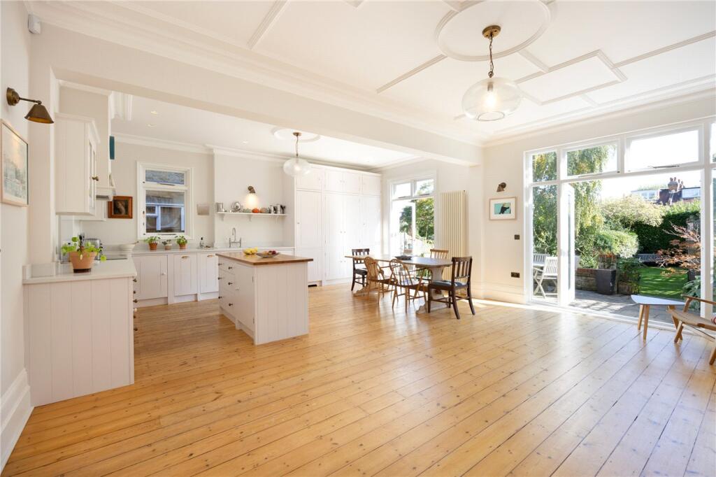 Larpent Avenue, London, SW15 photo 4