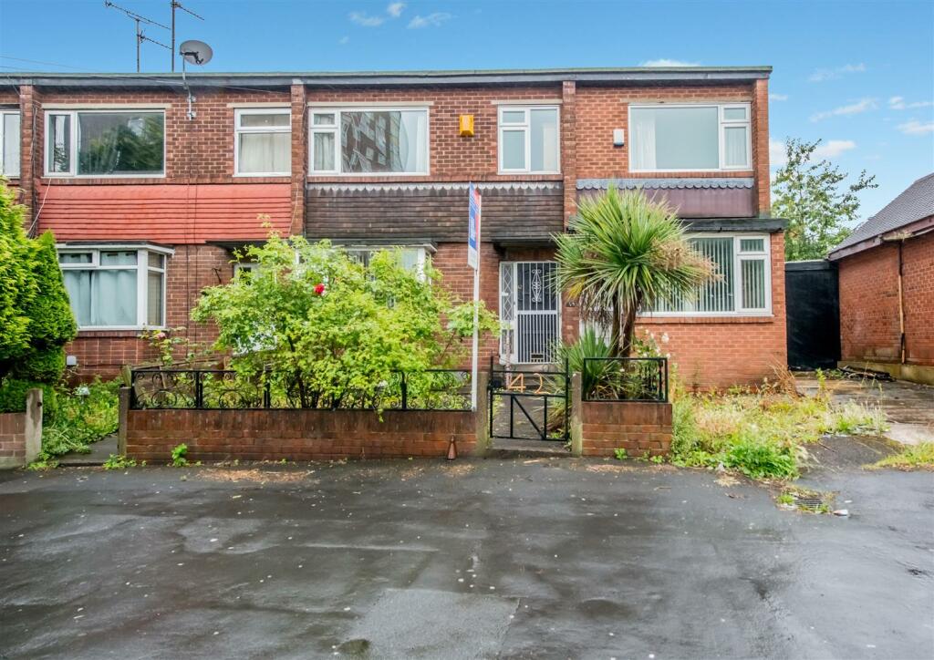Main image of property: Mistress Lane, Leeds