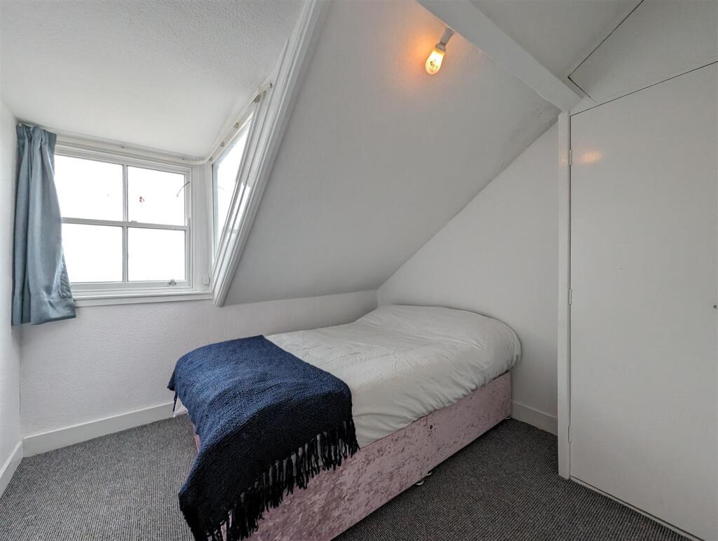 Apartment in York - More