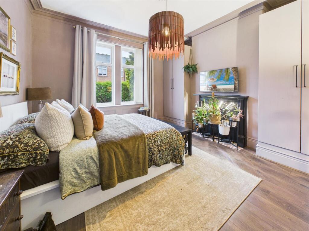 Apartment in North Tyneside, North East - View 6