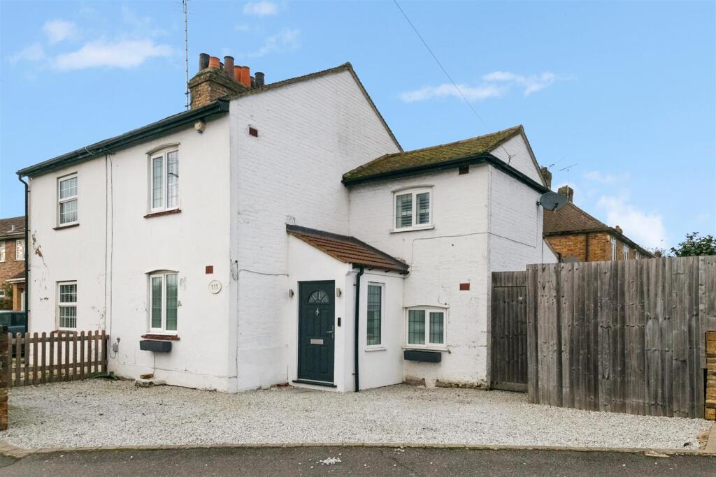 Main image of property: The Greenway, Uxbridge