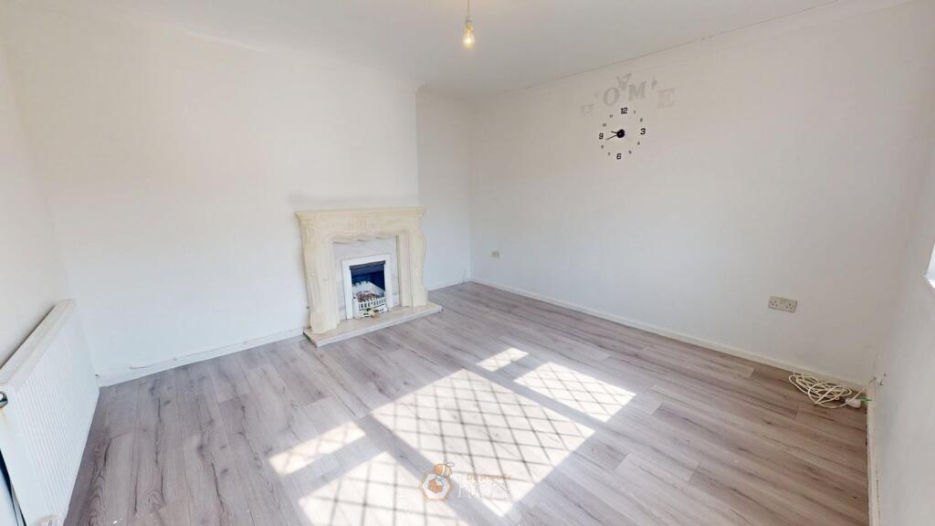 House in Doncaster, Armthorpe - View 4