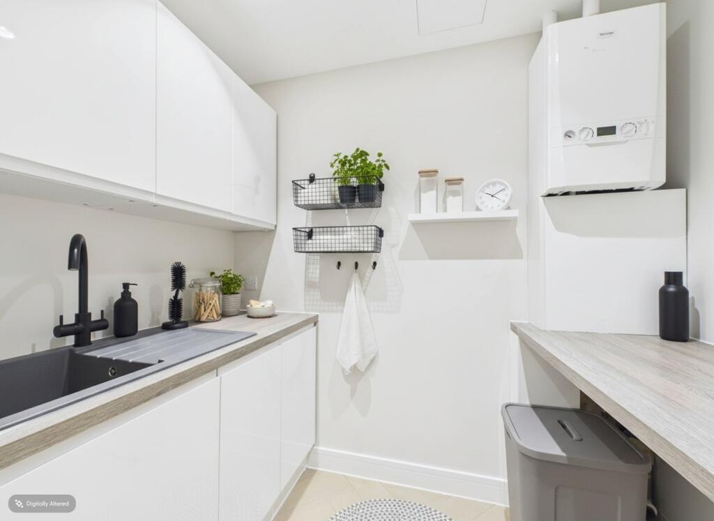 63 Broadwater Down, Tunbridge Wells, Kent, TN2 photo 4
