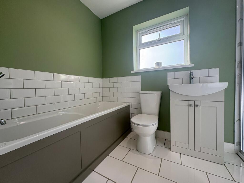 Sluice Road, Holbeach, PE12 photo 4