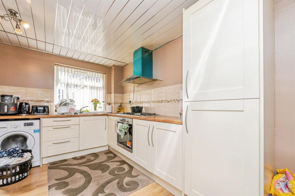House in Birmingham, West Midlands - View 4