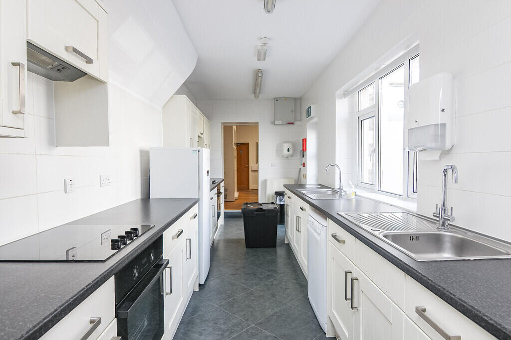 House in Bristol - View 2