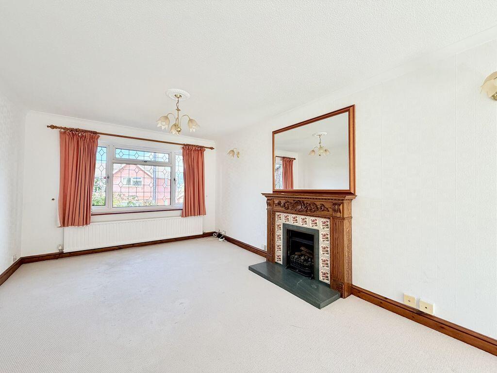 House in Newport - View 3