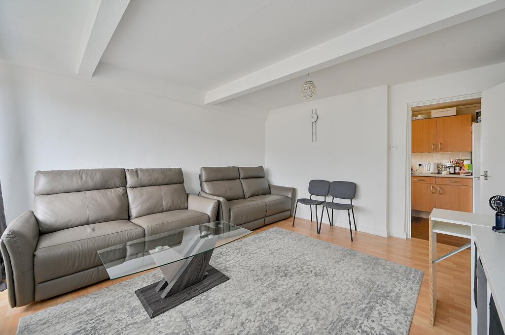 Apartment in London - View 4