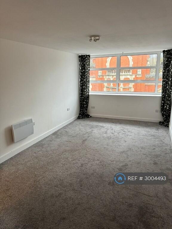 Apartment in Nottingham - View 4