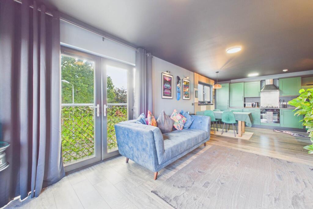 Apartment in Motherwell - View 5