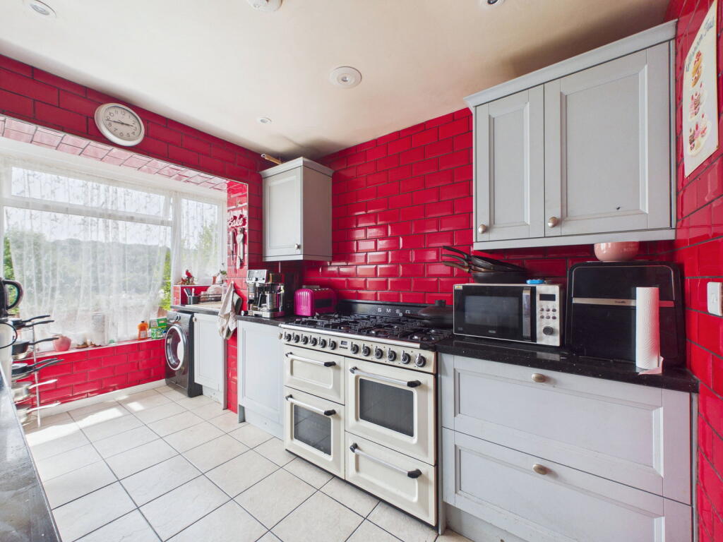 House in Torquay - More