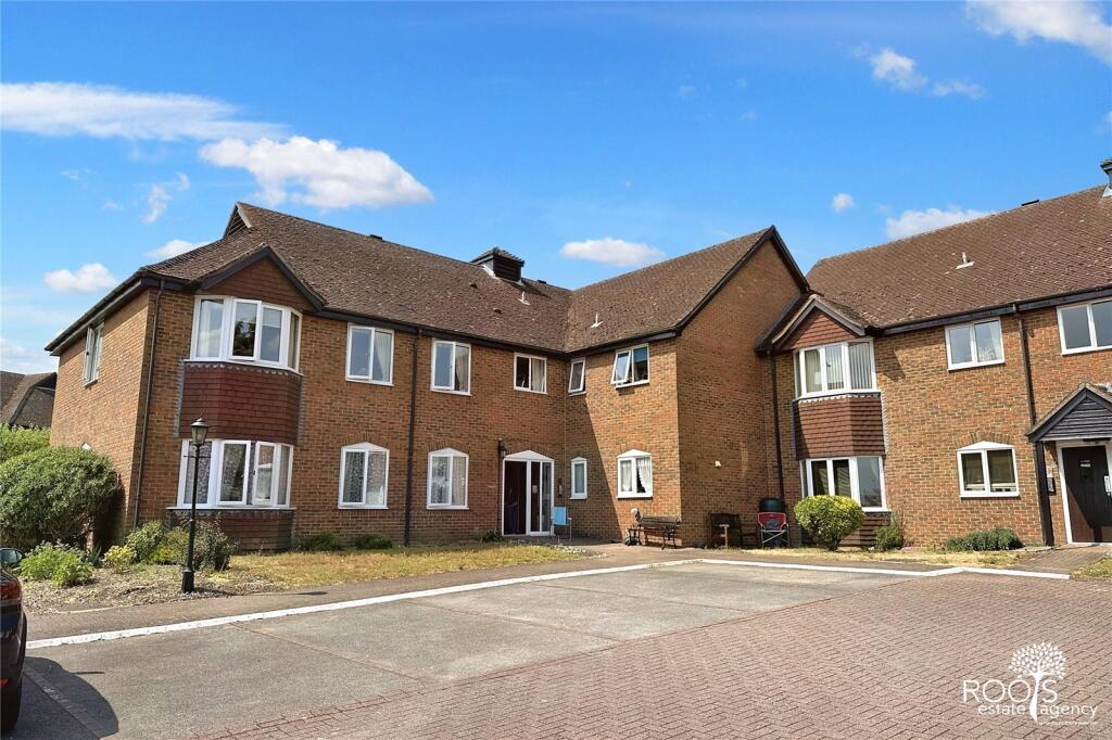 Main image of property: Ferndale Court, Thatcham, Berkshire, RG19