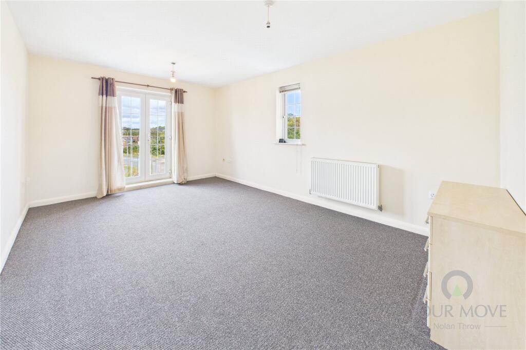 Redgrave Court, Wellingborough, NN8 photo 2