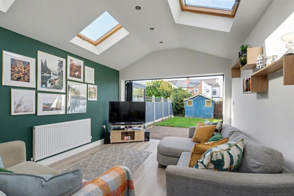 Mill Road, Stapleford, Nottingham photo 3