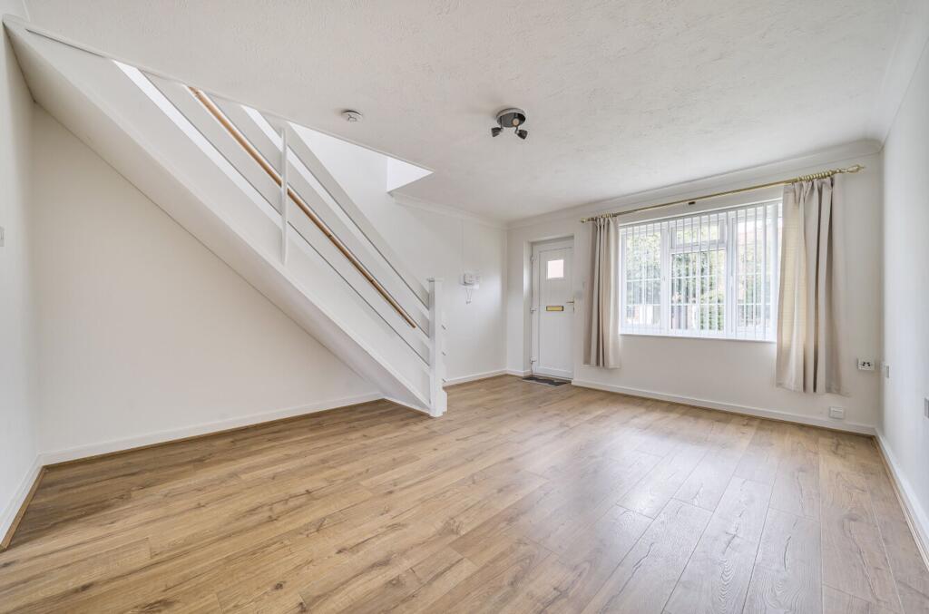 The Willows, Off Manor Farm Court, Selsey, PO20 0JT photo 2