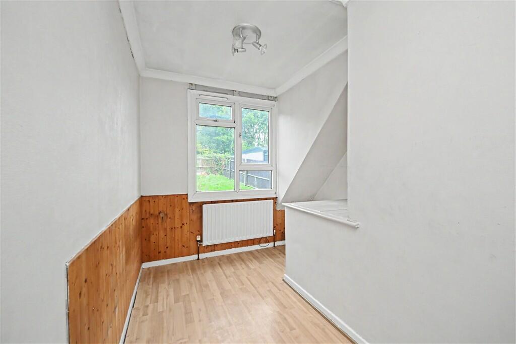 House in Lichfield, Colton - More