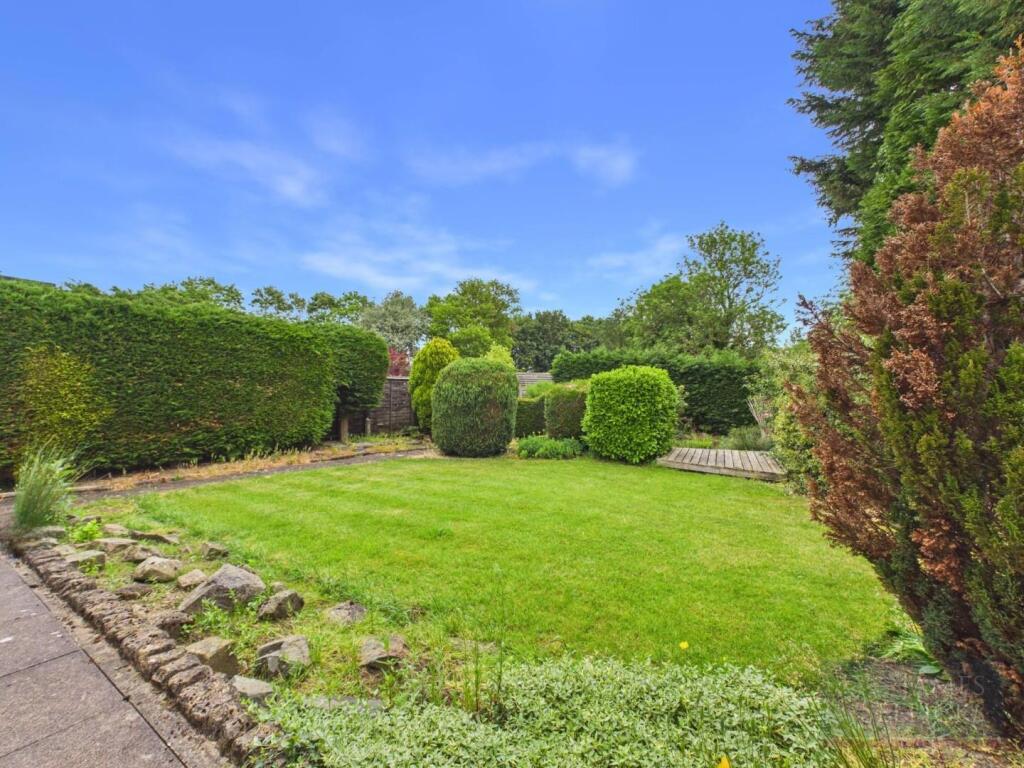 Fordview Close, Great Glen, Leicestershire - View 3