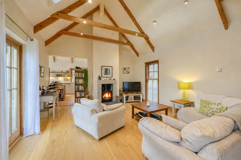 Little Cantray Road, Culloden Moor, IV2 photo 4