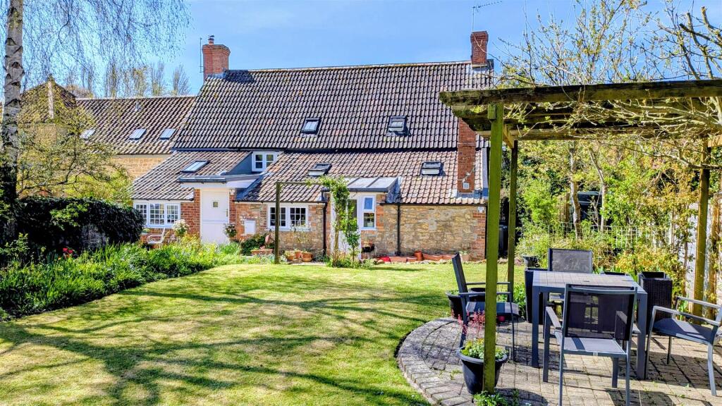 Main image of property: North Street, Haselbury Plucknett, Crewkerne