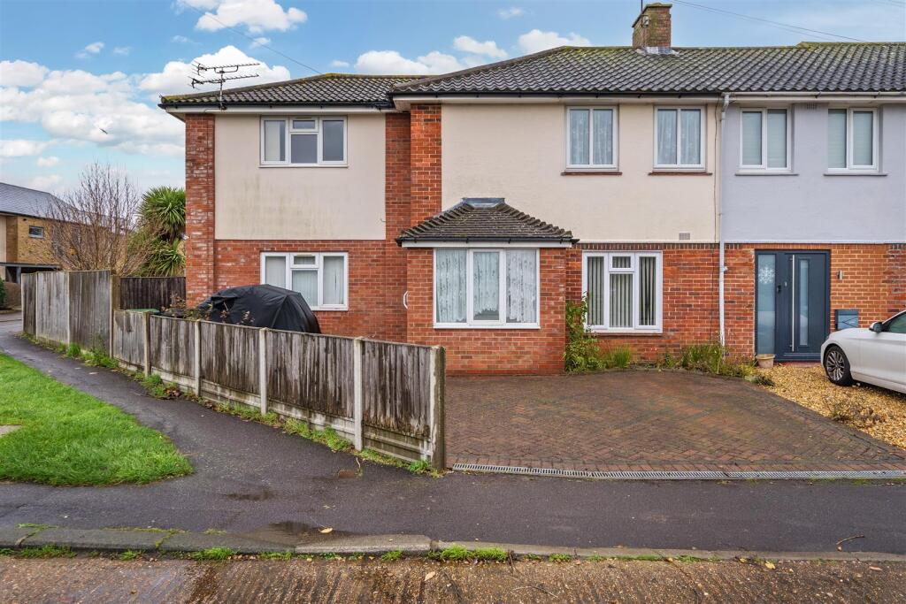 Main image of property: Elmore Road, Lee-On-The-Solent