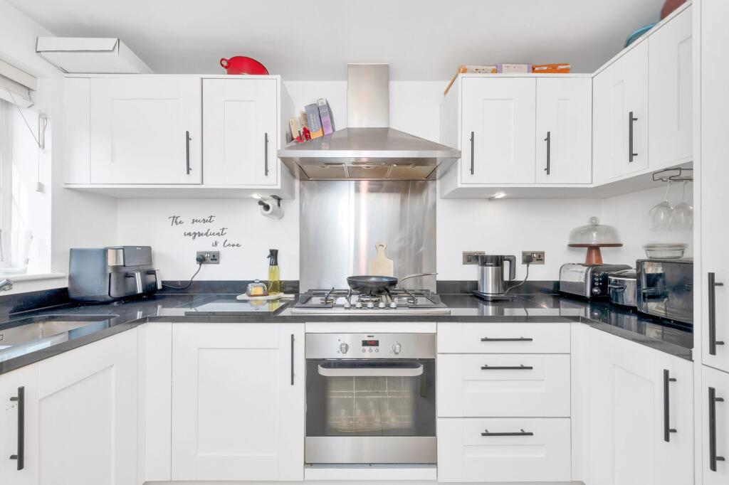 Parker Drive, Buntingford, SG9 photo 4