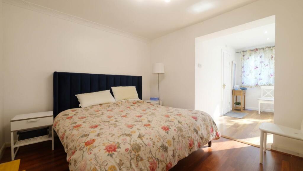 Additional image 4 of Bishops Close, Hatfield