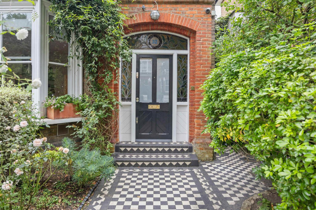 House in London, Brondesbury Park, Brondesbury