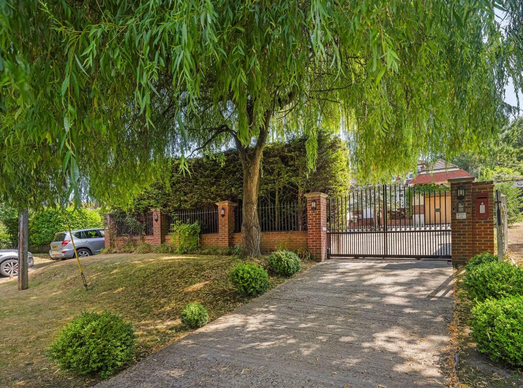 House in Tonbridge - View 2