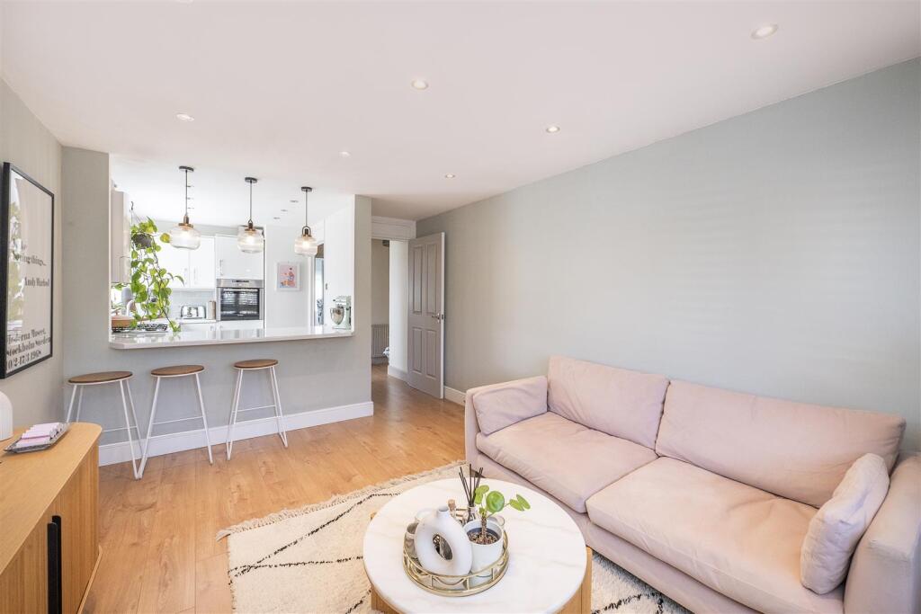 Additional image 4 of Alban Court, Burleigh Road, St. Albans