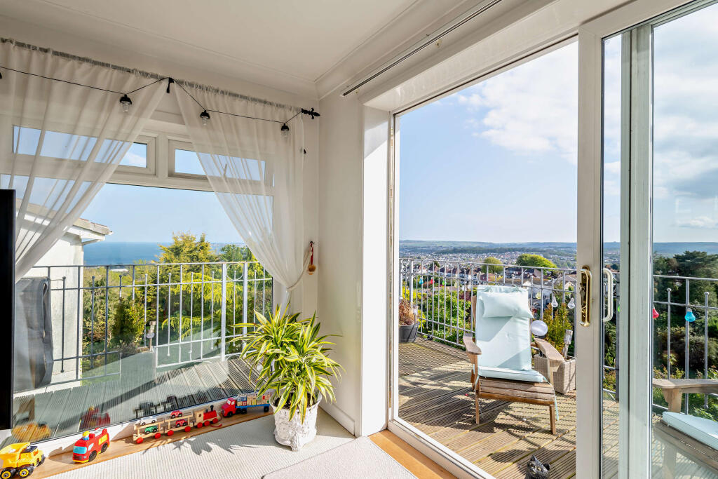 House in Torquay - More