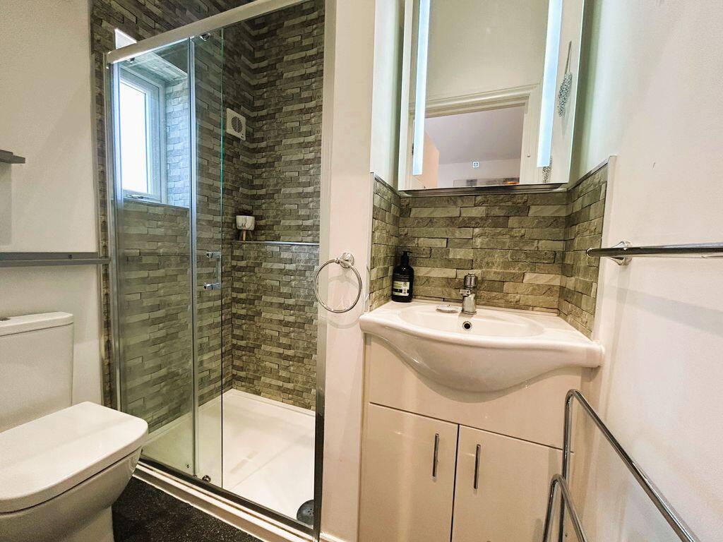 House in Walsall, West Midlands - View 5