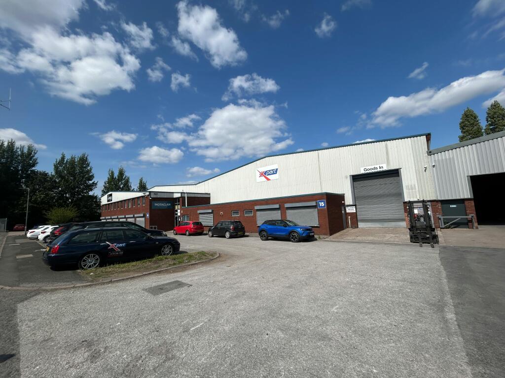 Unit 15 External.JPG