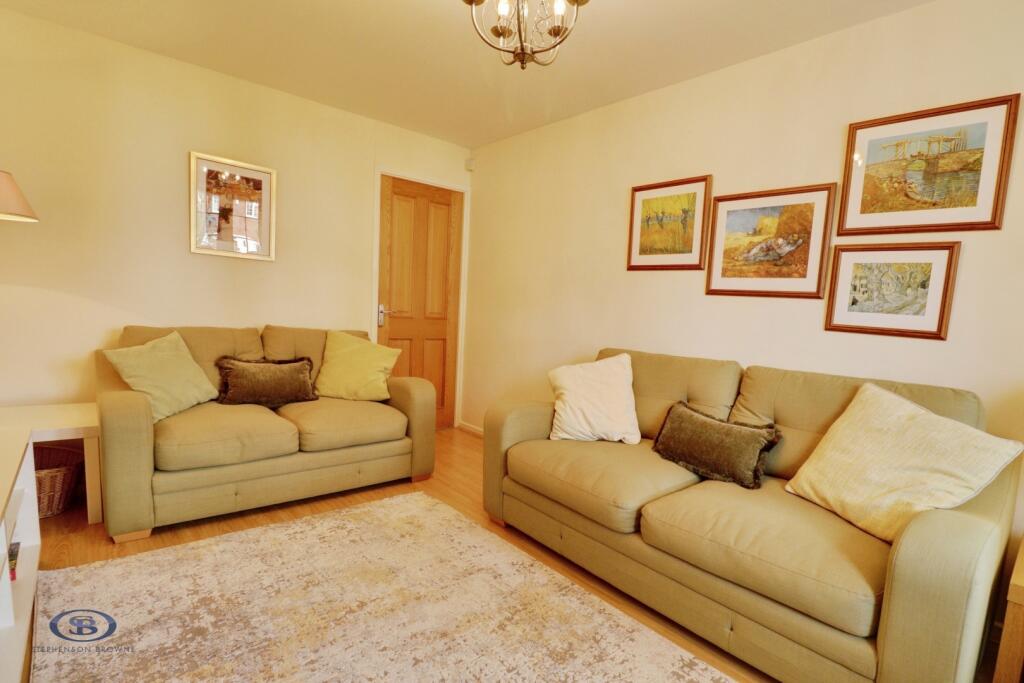 House in Stoke-on-Trent - View 4