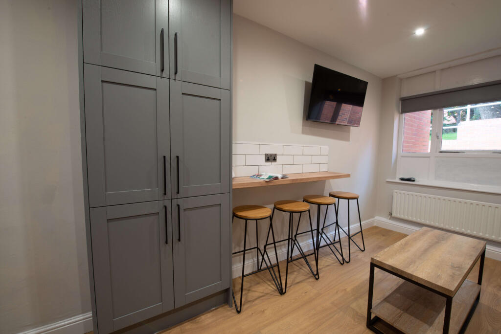 House in Leeds - View 4