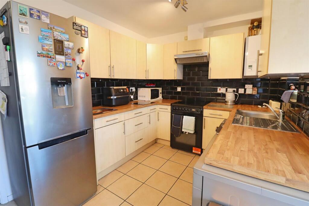 Deerleap Way, Braintree photo 3