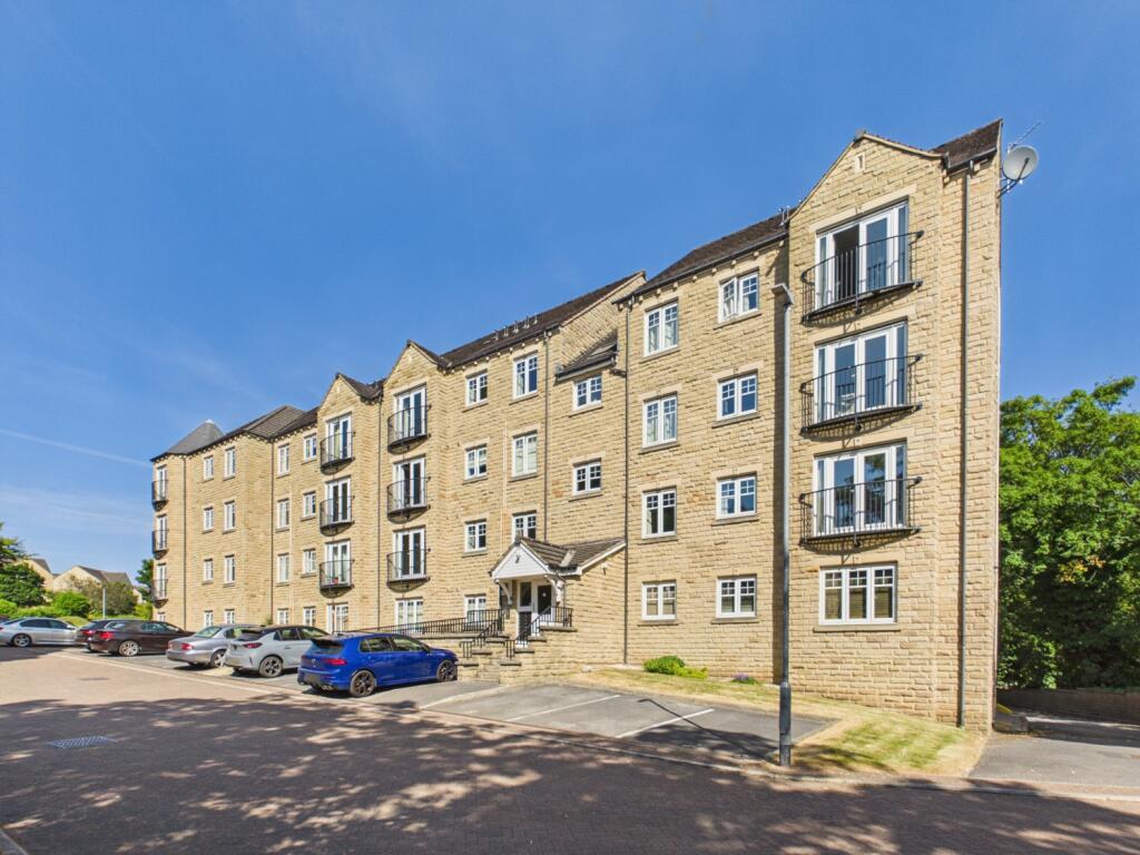 Main image of property: 2 Flugel Way, Huddersfield