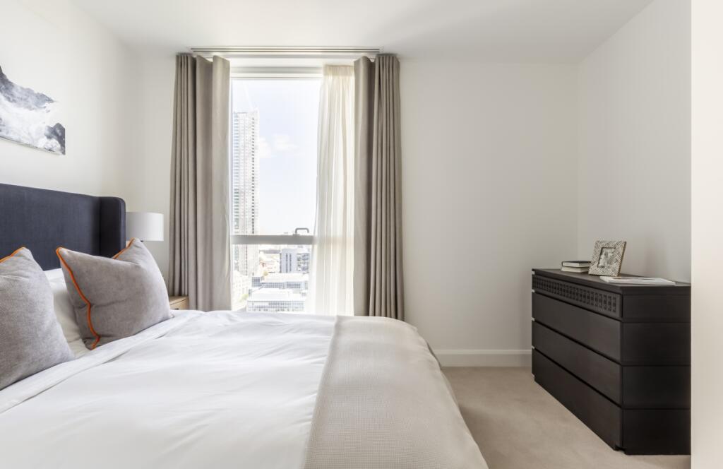 Apartment in London - View 5
