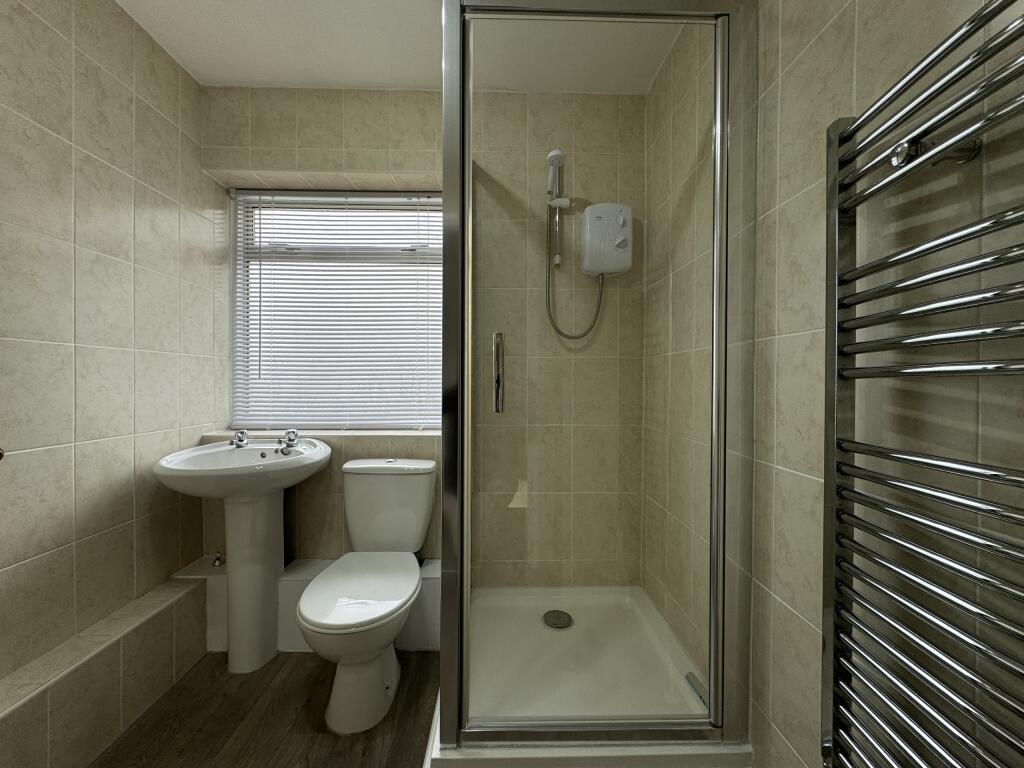 Additional image 6 of Queens Road, Street, Somerset