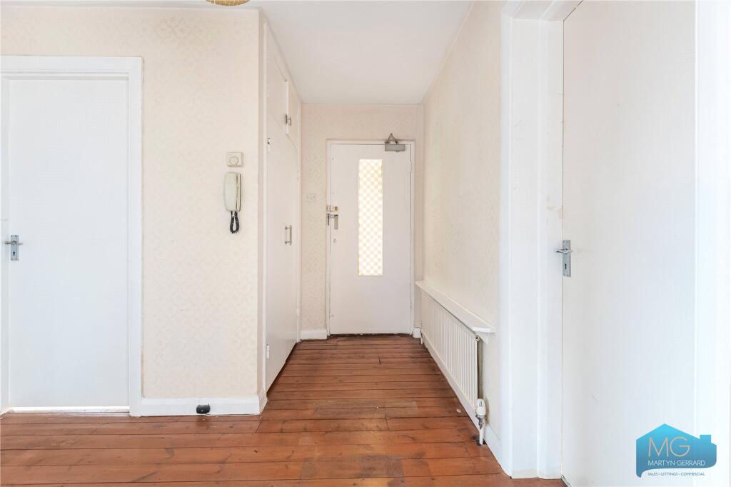 Windsor Court, Friern Barnet Lane, Friern Barnet, London, N11 - More