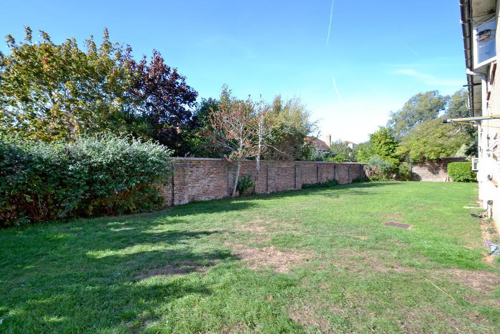 Apartment in Arun, Bognor Regis - View 4