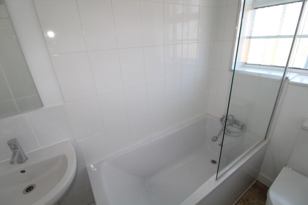 Apartment in London, South End, New Eltham - View 3