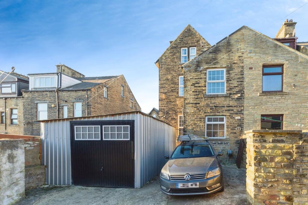 Additional image 17 of Fairfield Road, Bradford, BD8