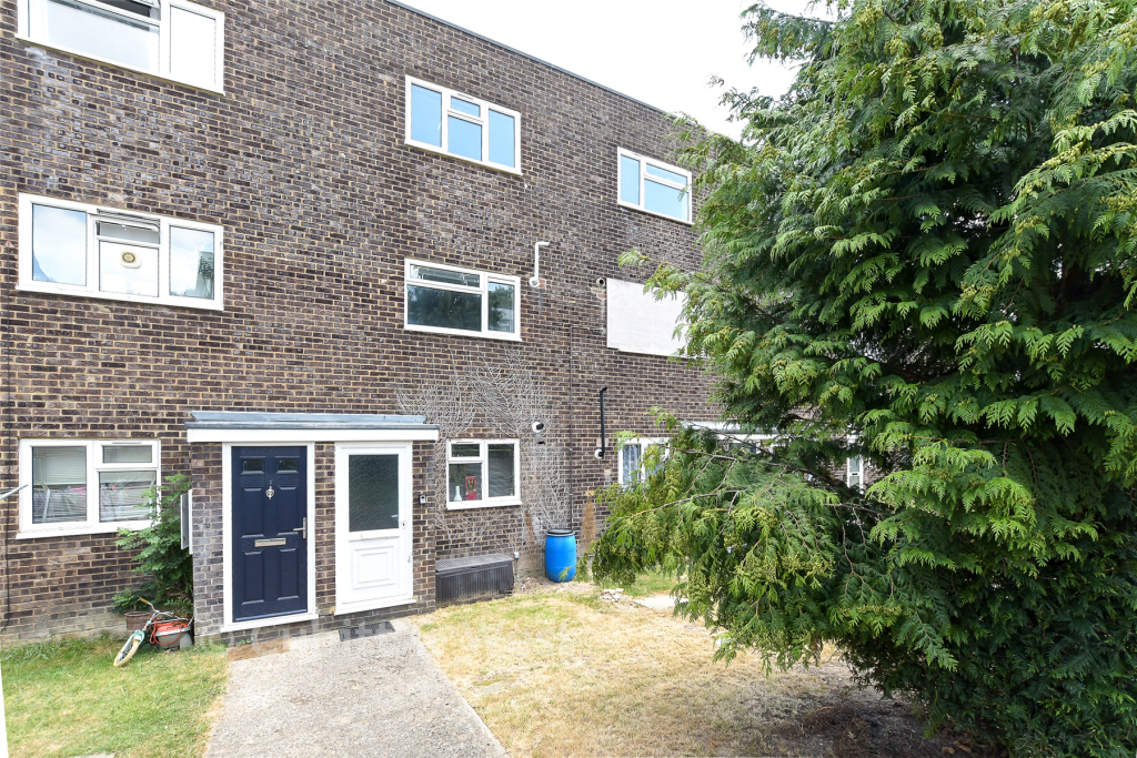 Main image of property: Wakehams Green Drive, Crawley, West Sussex